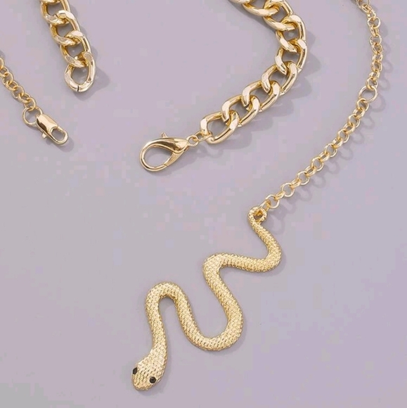 GOLD TWO PIECE SNAKE NECKLACE SET CHAINS MEDUSA SEXY LUXURY ECLECTIC RICH FAB - Picture 3 of 4
